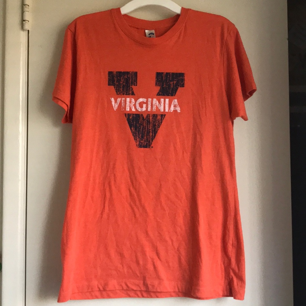 💥FREE w/ purchase - University of Virginia Tee